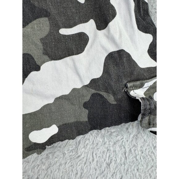 Mens L Camouflage Cargo Shorts W/Zipper Pockets American Bazi - PreOwned - Picture 8 of 13